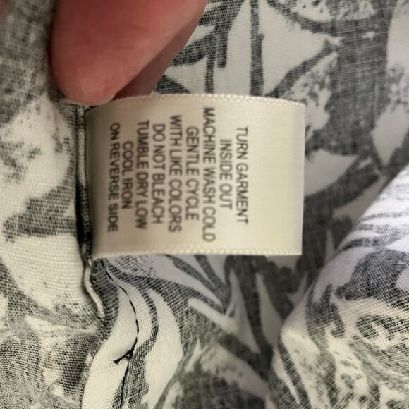 Christopher & Banks Womens Size 3XL Full Snap Front Shacket Floral. - Picture 14 of 14